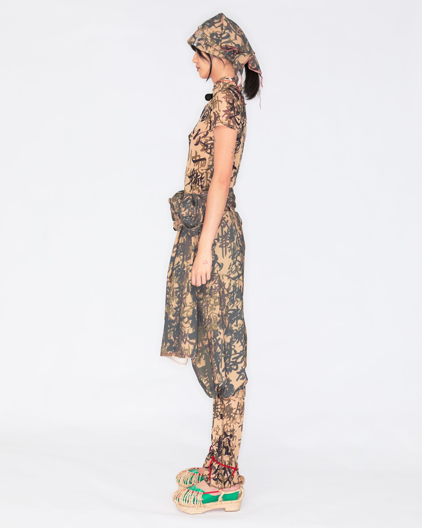 BAMBOO CAMEOUFLAGE CALLIGRAPHY MESH QIAPO