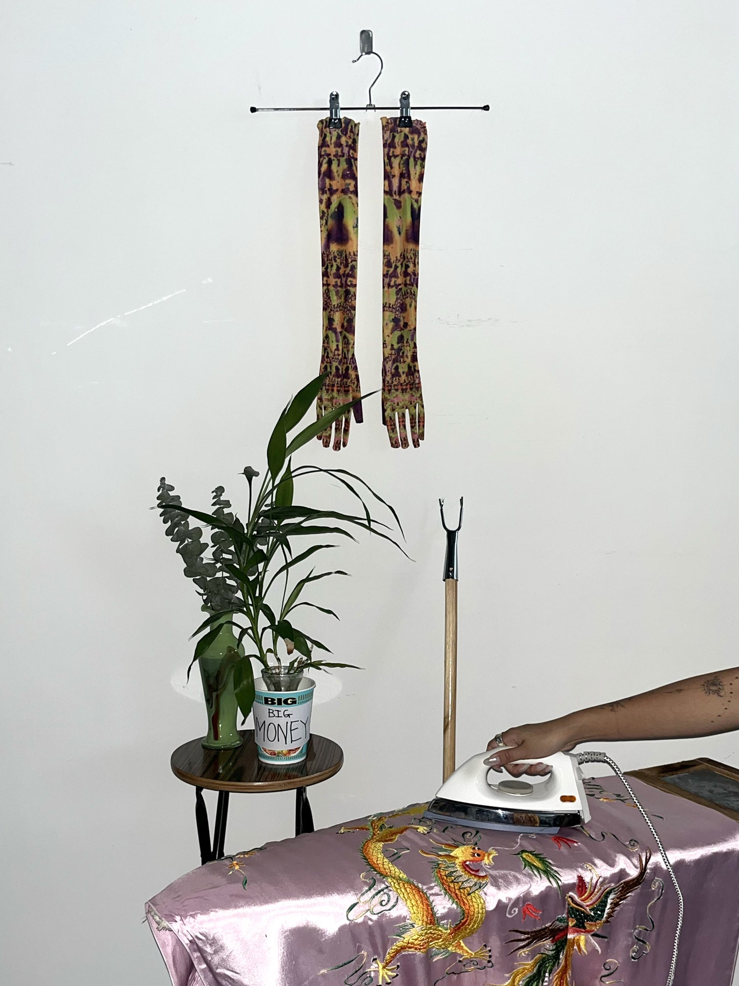 PRINT MESH GLOVES
