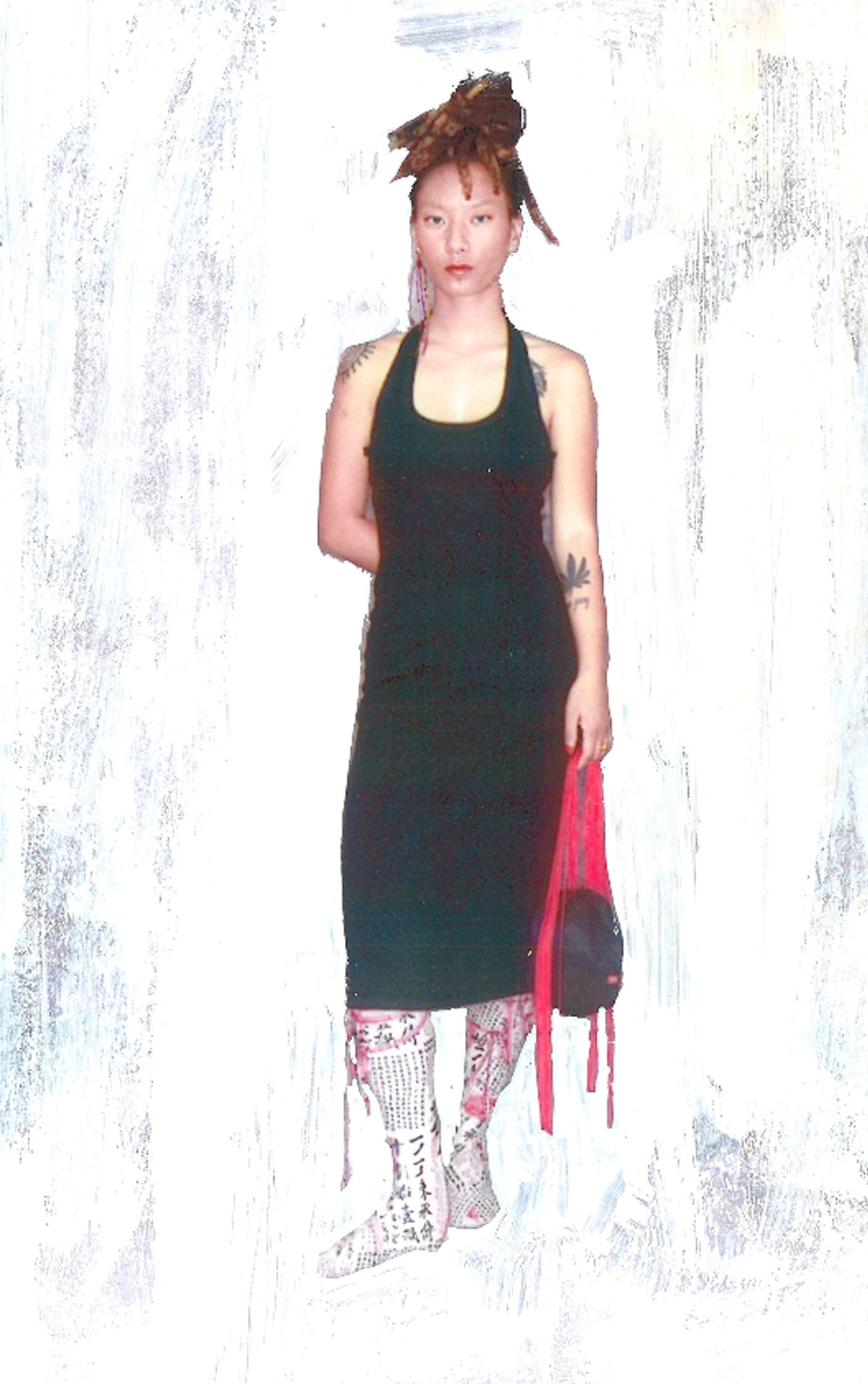 LUCKY KNOT RIB HALTER NECK DRESS