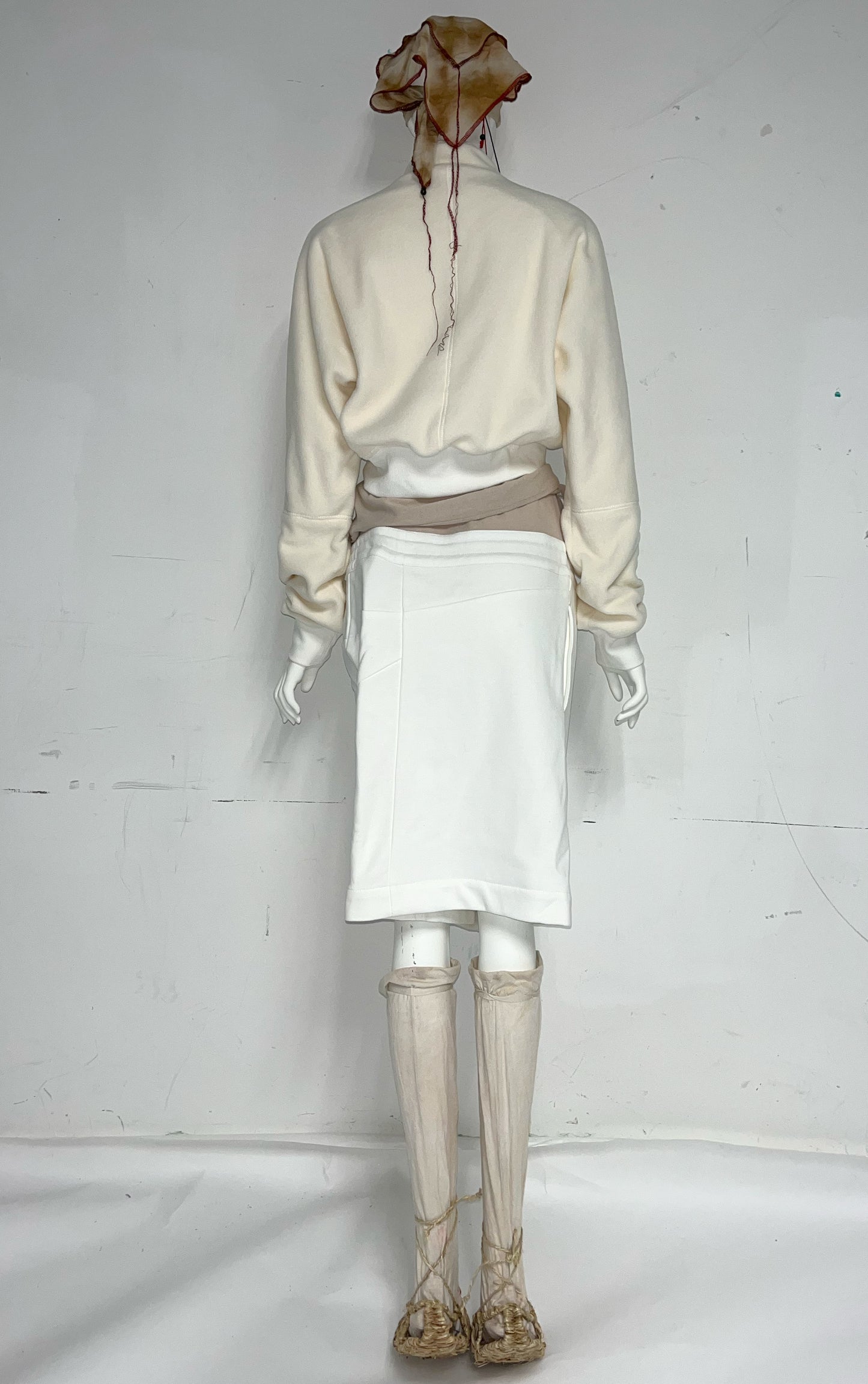 WRAP SWEAT SHORTS
