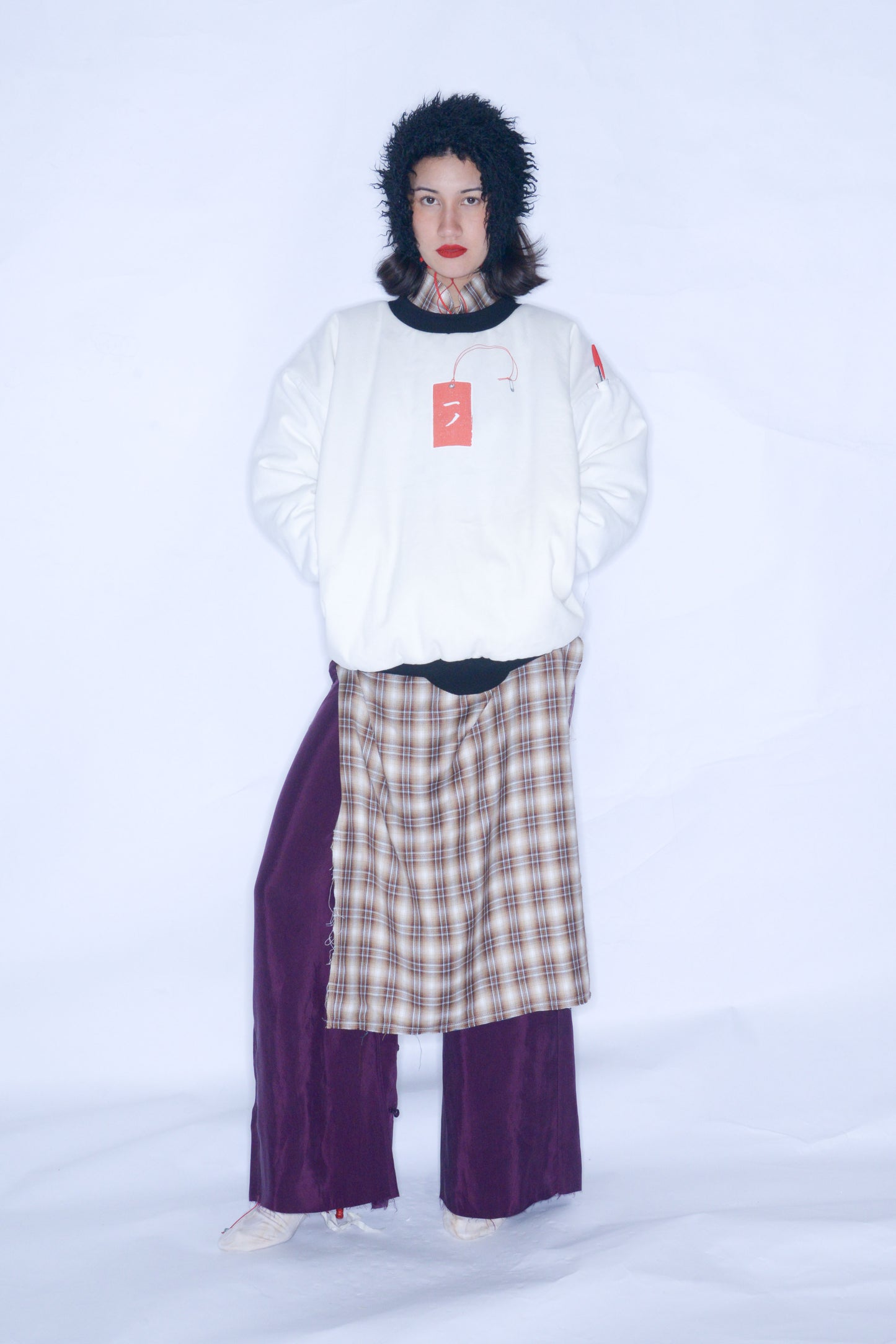 SWING TAG REVERSIBLE SWEATER